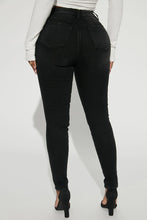 Load image into Gallery viewer, FASHION NOVA ON THE LIST DELUXE STRETCH SKINNY JEANS