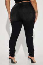 Load image into Gallery viewer, FASHION NOVA ON THE LIST DELUXE STRETCH SKINNY JEANS