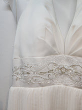 Load image into Gallery viewer, WEDDING / PROM / BRIDESMAID DRESS IN IVORY