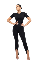 Load image into Gallery viewer, NOT SO BASIC STIRRUP FEET BASIC LEGGINGS IN BLACK