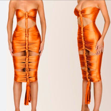 Load image into Gallery viewer, COUCOO RAKI DRESS IN BLACK / MANGO PULP / SEAWEED