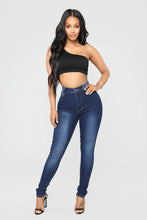 Load image into Gallery viewer, FASHION NOVA 'NO GOOD FOR EACHOTHER' JEANS IN MEDIUM BLUE DENIM
