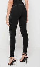 Load image into Gallery viewer, MANIERE DE VOIR 'CONTRAST STITCH' LEGGINGS IN BLACK, SIZE 12