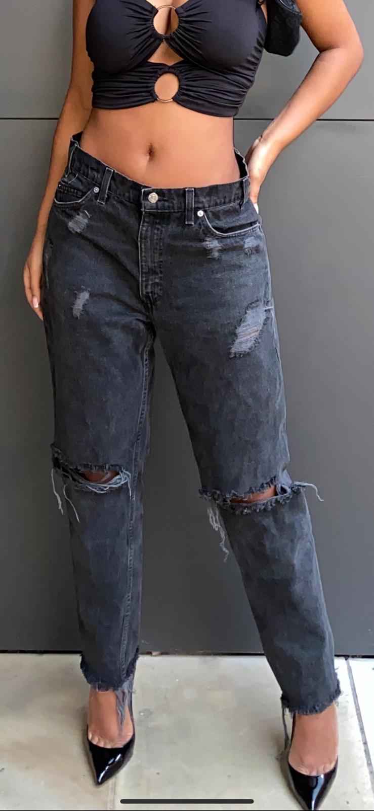 LEVI VINTAGE RIPPED JEANS IN BLACK