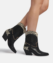 Load image into Gallery viewer, DOLCE VITA LORAL BOOTIES