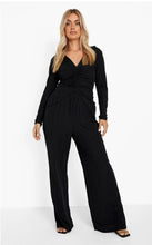 Load image into Gallery viewer, BOOHOO RIBBED SPLIT LEG TROUSERS IN BLACK