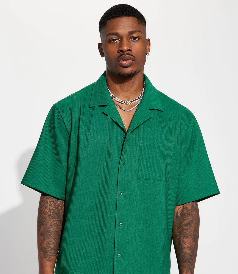 FASHION NOVA MEN'S SHOW UP SHORT CUBAN SHIRT IN BOTTLE GREEN