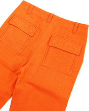 Load image into Gallery viewer, JADED LONDON - MAN TWILL CARGO PANTS IN ORANGE
