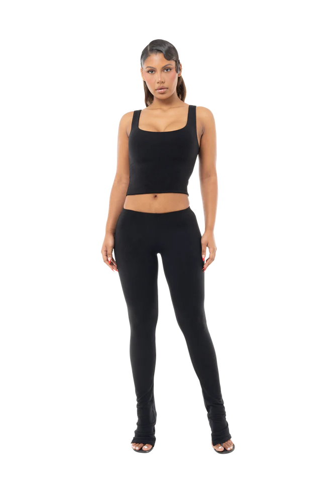 COUCOO BASIC CROPPED TANK IN BLACK/ WHITE