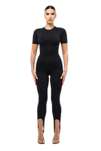 Load image into Gallery viewer, NOT SO BASIC STIRRUP FEET BASIC LEGGINGS IN BLACK
