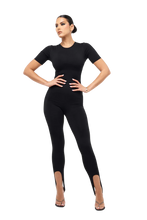 Load image into Gallery viewer, NOT SO BASIC STIRRUP FEET BASIC LEGGINGS IN BLACK
