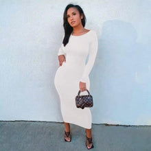 Load image into Gallery viewer, THE LITS BASIC MIDI DRESS IN CHOCOLATE CROWN / WHITE
