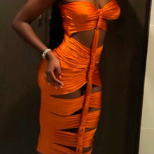 Load image into Gallery viewer, COUCOO RAKI DRESS IN BLACK / MANGO PULP / SEAWEED
