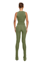 Load image into Gallery viewer, COUCOO STRADUN TROUSER IN LIEUTENANT GREEN
