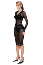 Load image into Gallery viewer, BROCON RUCHED FITTED SHIRT IN BLACK
