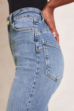 Load image into Gallery viewer, LIPSY HIGH WAIST STRAIGHT LEG HARPER JEANS

