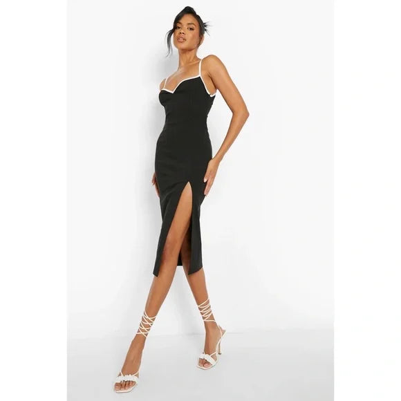Slit outlet thigh dress