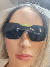 Load image into Gallery viewer, SUNGLASSES
