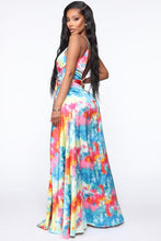 Load image into Gallery viewer, FASHION NOVA &#39;PAINTING IN COLOUR&#39; MAXI DRESS IN MULTI COLOUR
