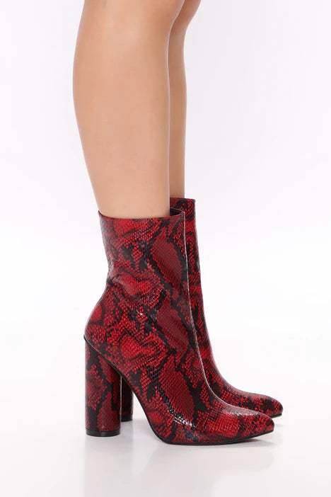 Fashion nova red boots shop