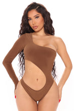 Load image into Gallery viewer, FASHION NOVA &#39;BE SEEN&#39; LONG SLEEVE BODYDUIT
