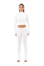 Load image into Gallery viewer, COUCOO BASIC LONG SLEEVE MOCK NECK CROP

