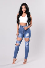 Load image into Gallery viewer, FASHION NOVA &#39;NEEDING SOMETHING&#39; JEANS IN MEDIUM WASH DENIM

